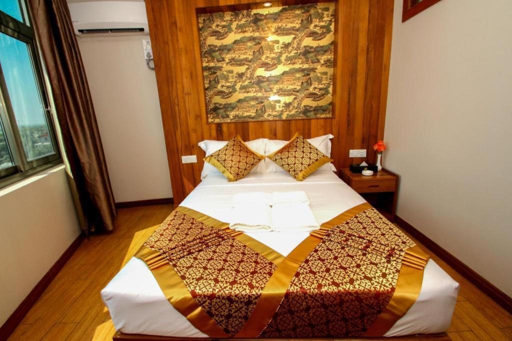 Gemsy Hotel Янгон Екстериор снимка