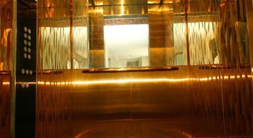 Gemsy Hotel Янгон Екстериор снимка