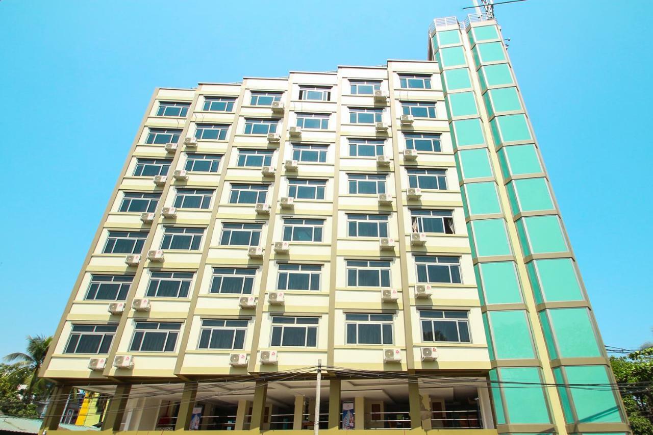 Gemsy Hotel Янгон Екстериор снимка
